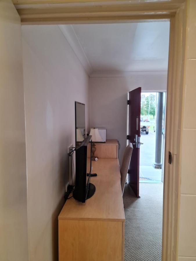 Country Plaza Motel Taree Esterno foto