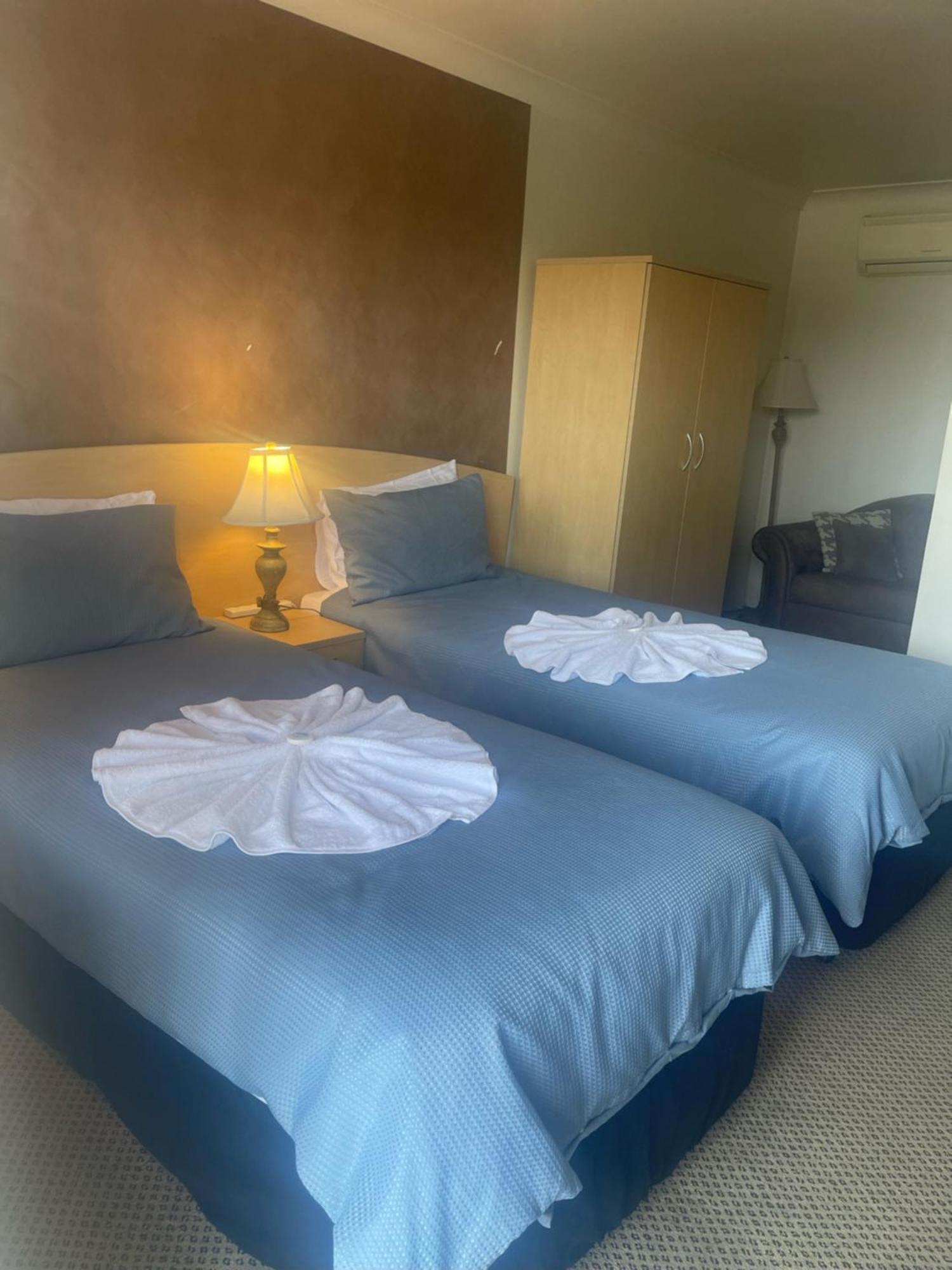 Country Plaza Motel Taree Esterno foto