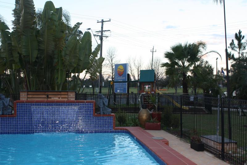 Country Plaza Motel Taree Esterno foto